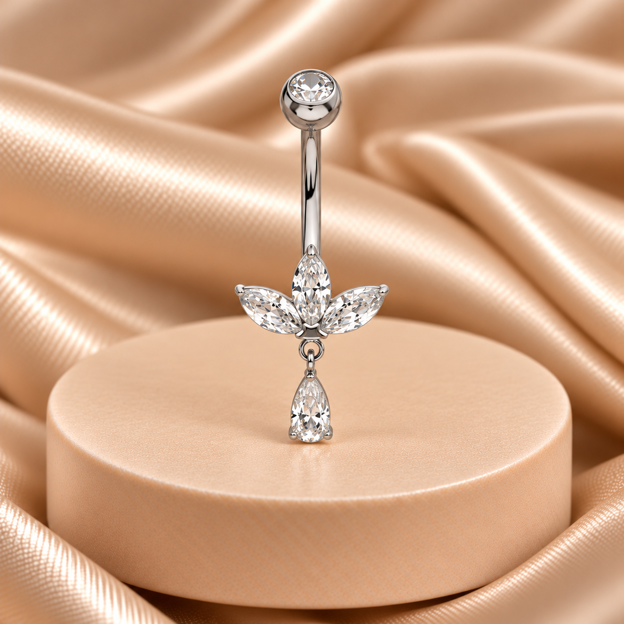 Marquise navelpiercing met druppel