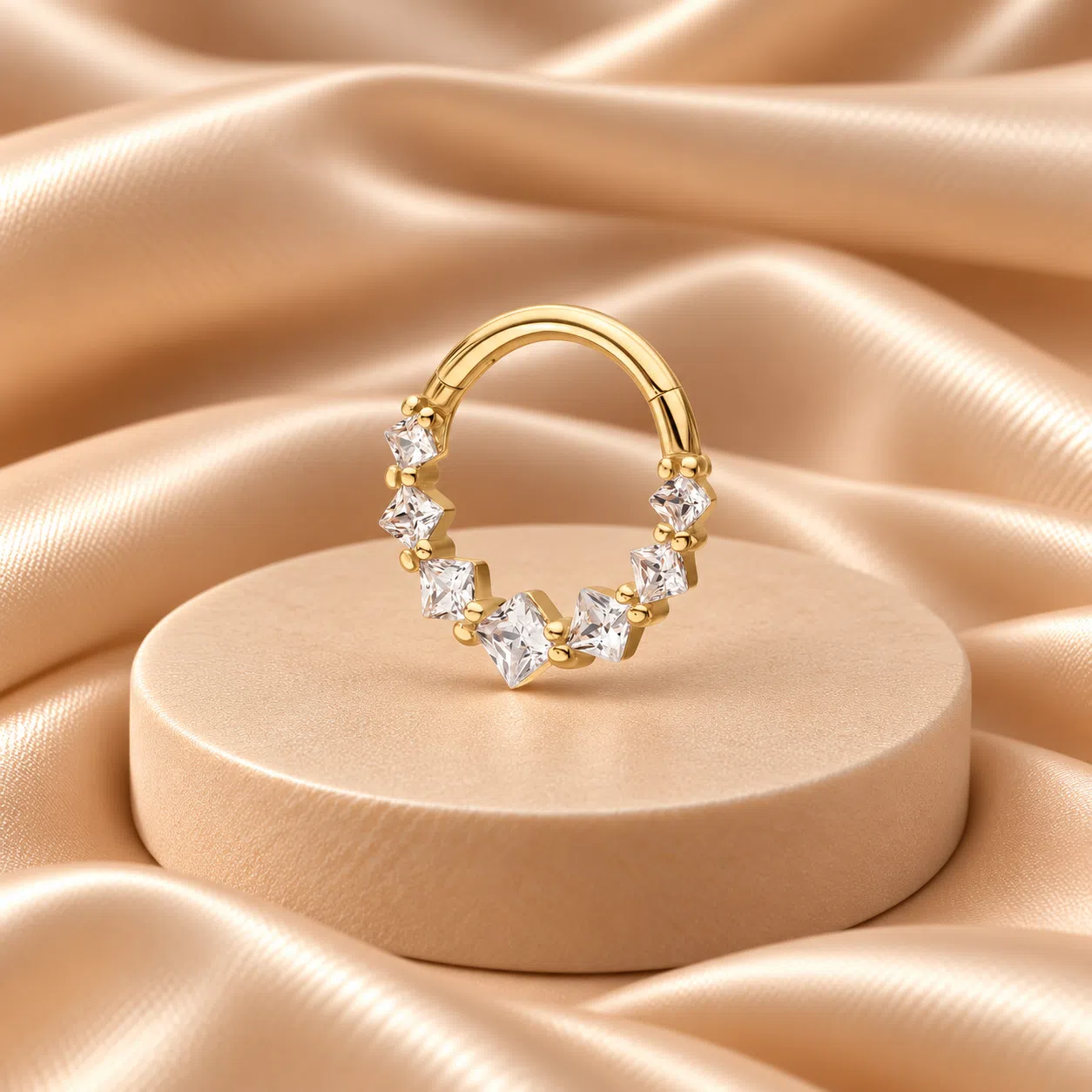Daithring met Princess Cut kristallen