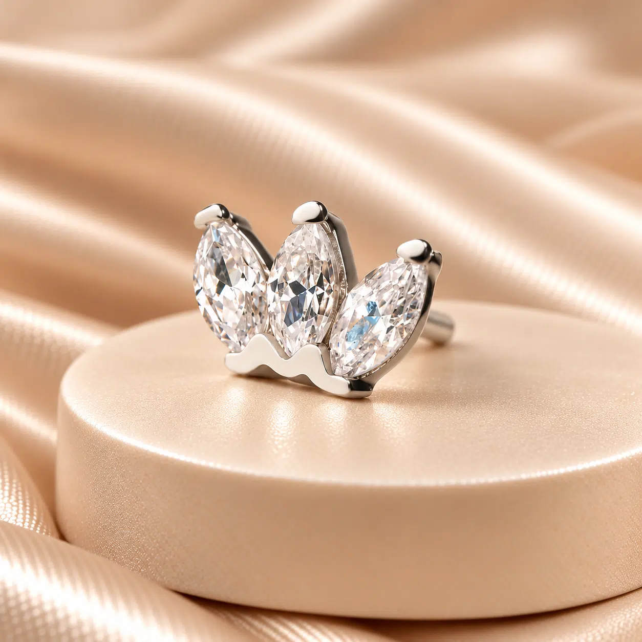 Marquise met kristal en beads witgoud